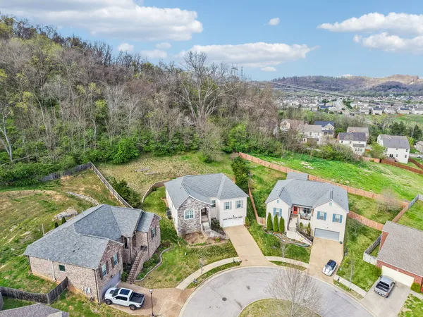 $795,000 | 820 Doncaster Lane, Nashville, TN 37221