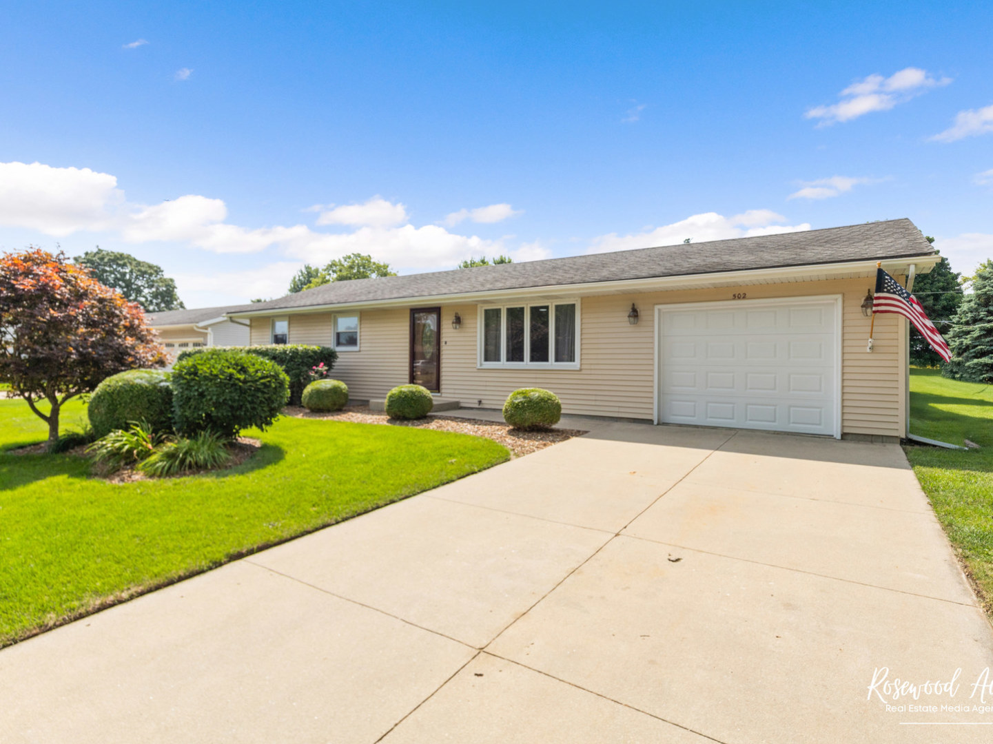 502 East 3rd Street Herscher, IL 60941 - Photo 3 of 15 a front view of house with yard and green space