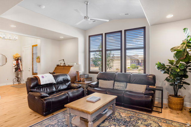 456 South Subway Hurricane, UT 84737 - Photo 17 of 46 Entryway & Living Room - Windows and Views Matter!