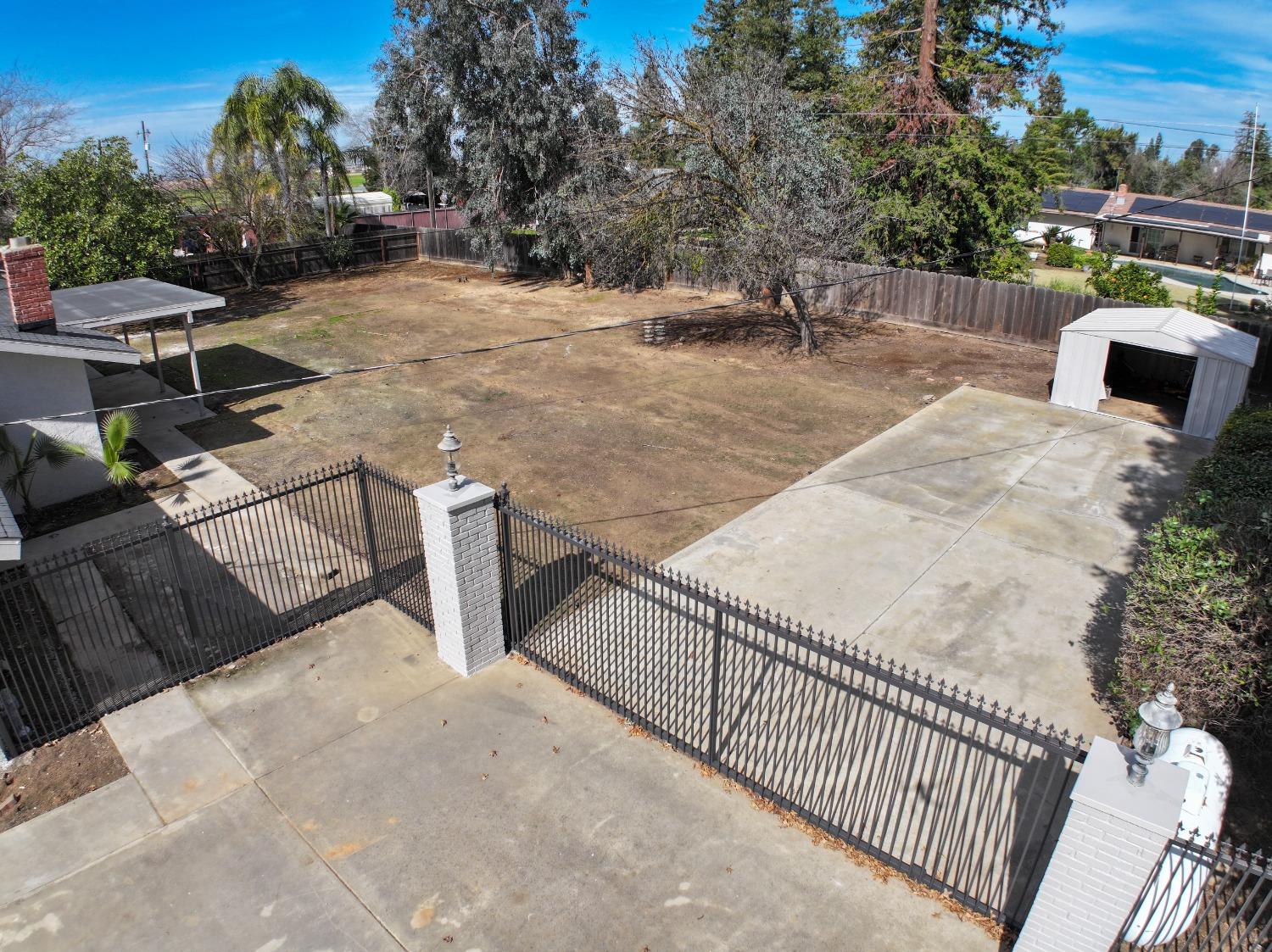41175 Grove Circle Madera, CA 93636 - Photo 35 of 39 a view of a terrace
