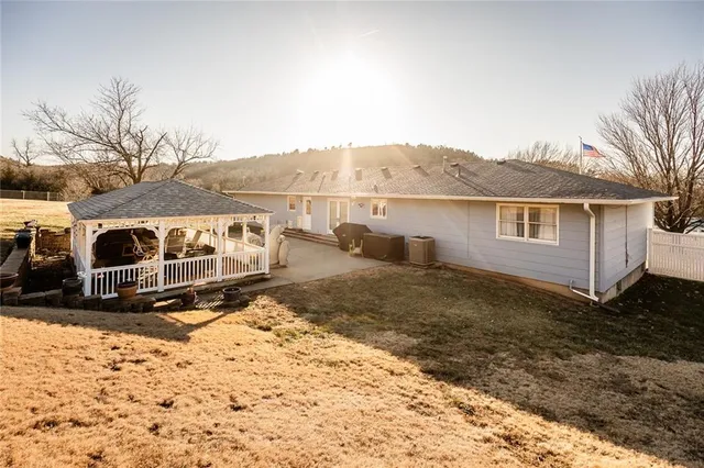 $1,250,000 | 12344 Kennel Drive, Junction City, KS 66441