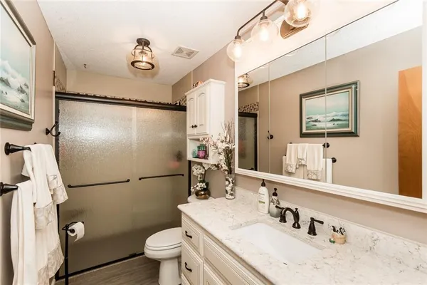 $1,250,000 | 12344 Kennel Drive, Junction City, KS 66441