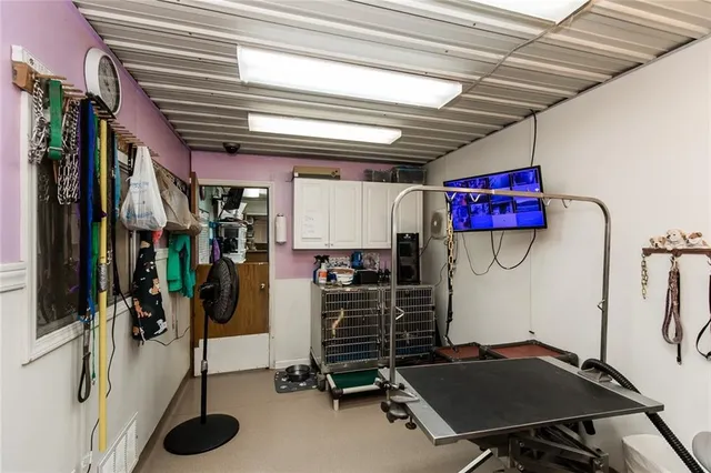 $1,250,000 | 12344 Kennel Drive, Junction City, KS 66441