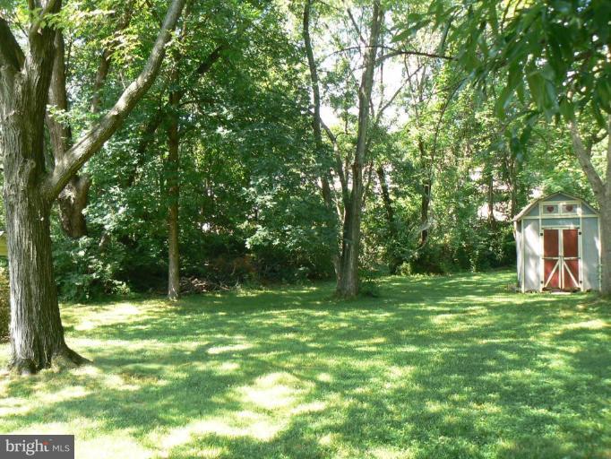 201 Poplar Road Sterling, VA 20164 - Photo 14 of 16 Wooded View / Acreage 2