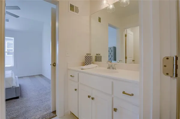 $776,055 | 25354 West 92nd Street, Lenexa, KS 66227
