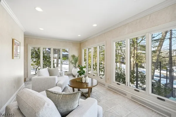 $2,900,000 | 307 Freemans Lane, Franklin Lakes, NJ 07417
