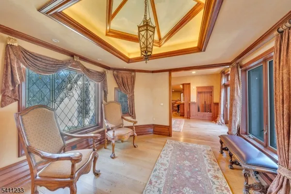 $2,900,000 | 307 Freemans Lane, Franklin Lakes, NJ 07417