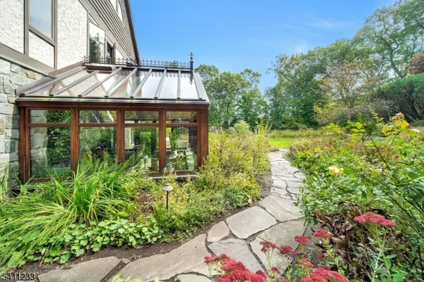 $2,900,000 | 307 Freemans Lane, Franklin Lakes, NJ 07417