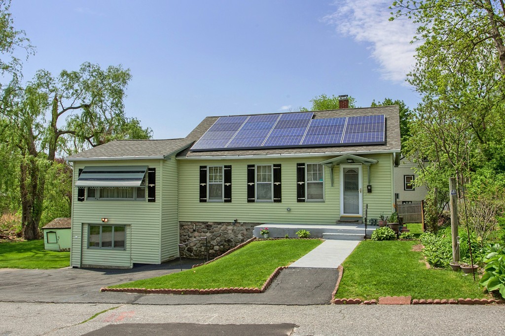 3 Loring Road Methuen, MA 01844 - Photo 1 of 23 Gallery Image 1