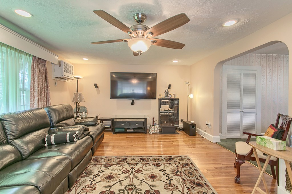 3 Loring Road Methuen, MA 01844 - Photo 21 of 23 Gallery Image 21