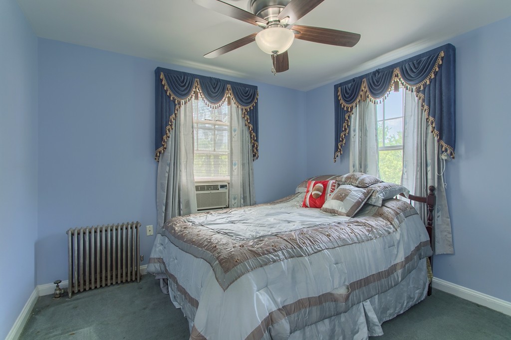 3 Loring Road Methuen, MA 01844 - Photo 5 of 23 Gallery Image 5