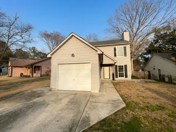 $301,000 | 104 Nottingham Court, Summerville, SC 29485