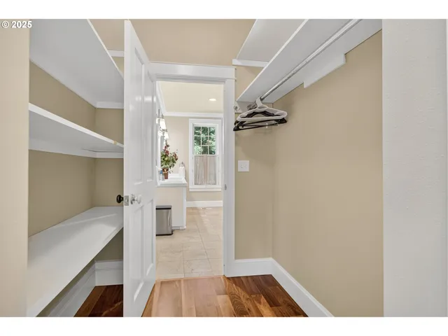 a view of an entryway and livingroom