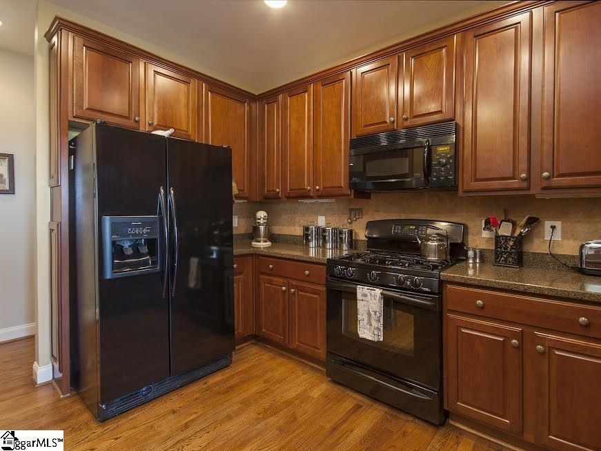 105 Aldgate Way Greer, SC 29650 - Photo 10 of 29 Gallery Image 10