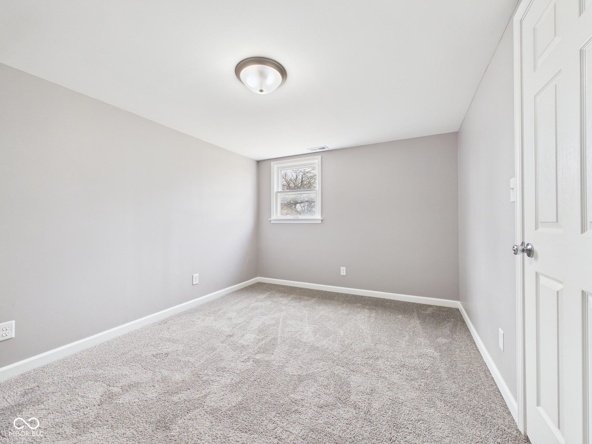 4221 Brown Street Anderson, IN 46013 - Photo 15 of 26