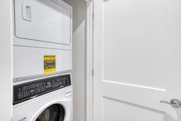 $990,000 | 549 Yale Way, San Jose, CA 95117