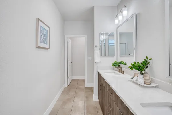 $990,000 | 549 Yale Way, San Jose, CA 95117