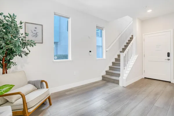 $990,000 | 549 Yale Way, San Jose, CA 95117