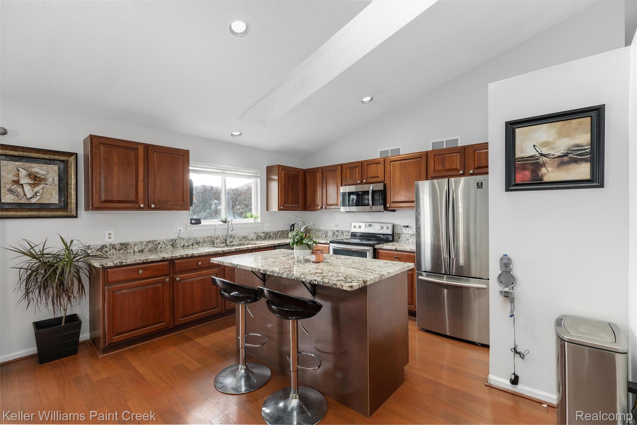 3201 Lynhurst Court Rochester, MI 48306 - Photo 11 of 49 16-3201 Lynhurst Ct 0008.jpg