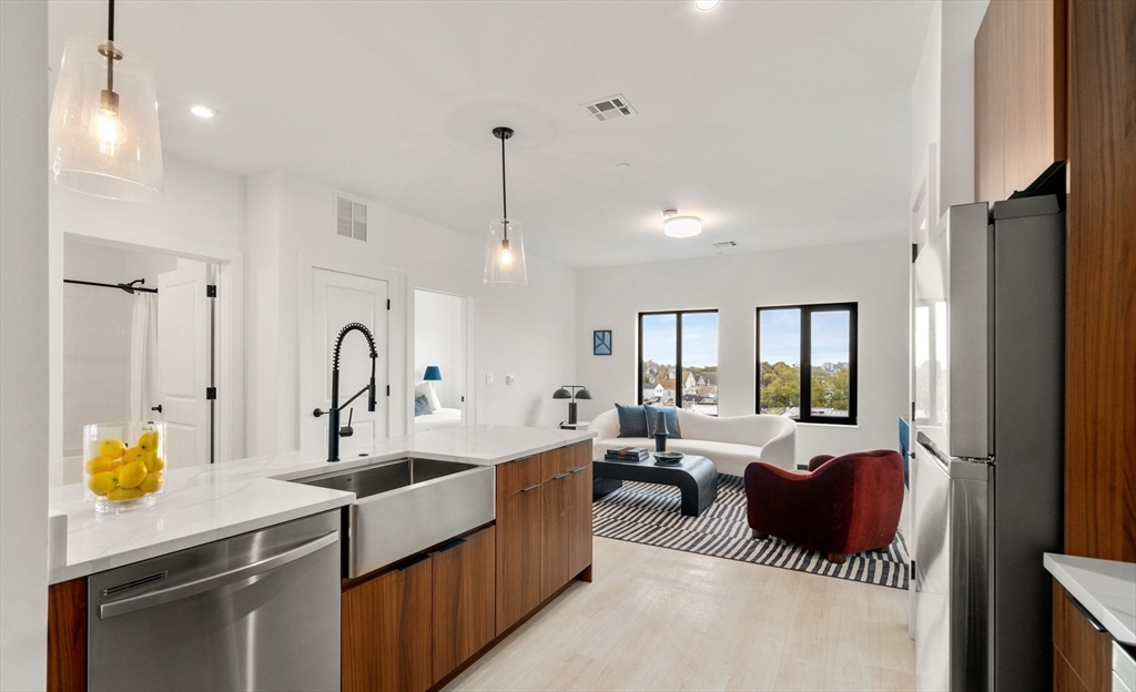 600 Broadway, Unit 306 Chelsea, MA 02150 - Photo 3 of 30