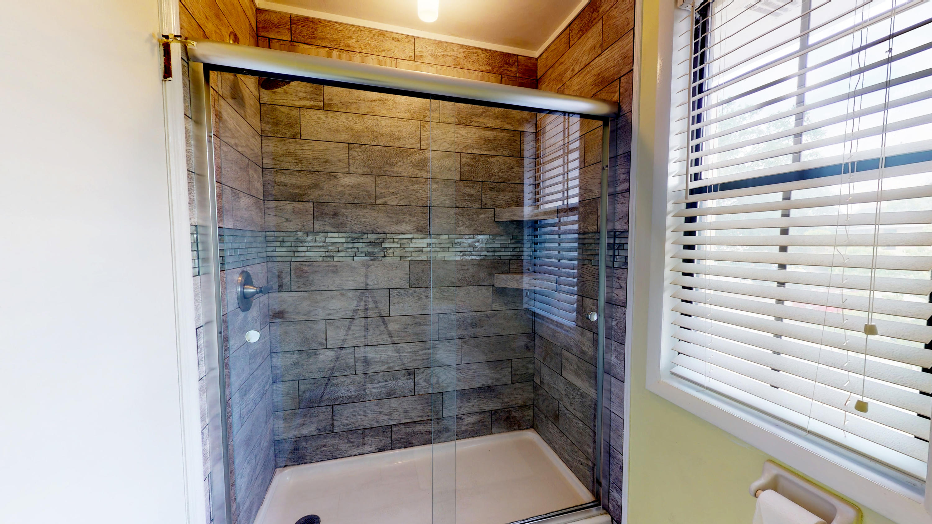 54 Meander Row, Unit 3 Charleston, SC 29412 - Photo 14 of 22 mastershower