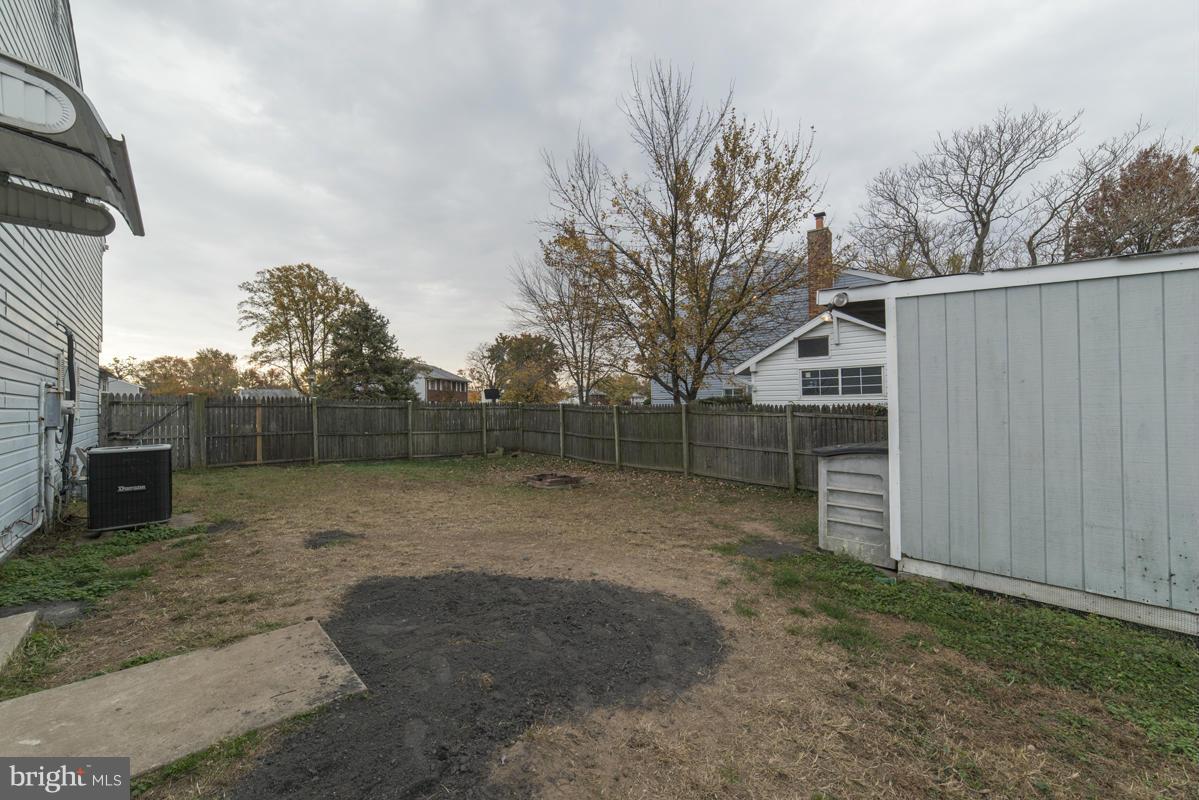 148 Shellcove Road Pasadena, MD 21122 - Photo 27 of 28 Yard