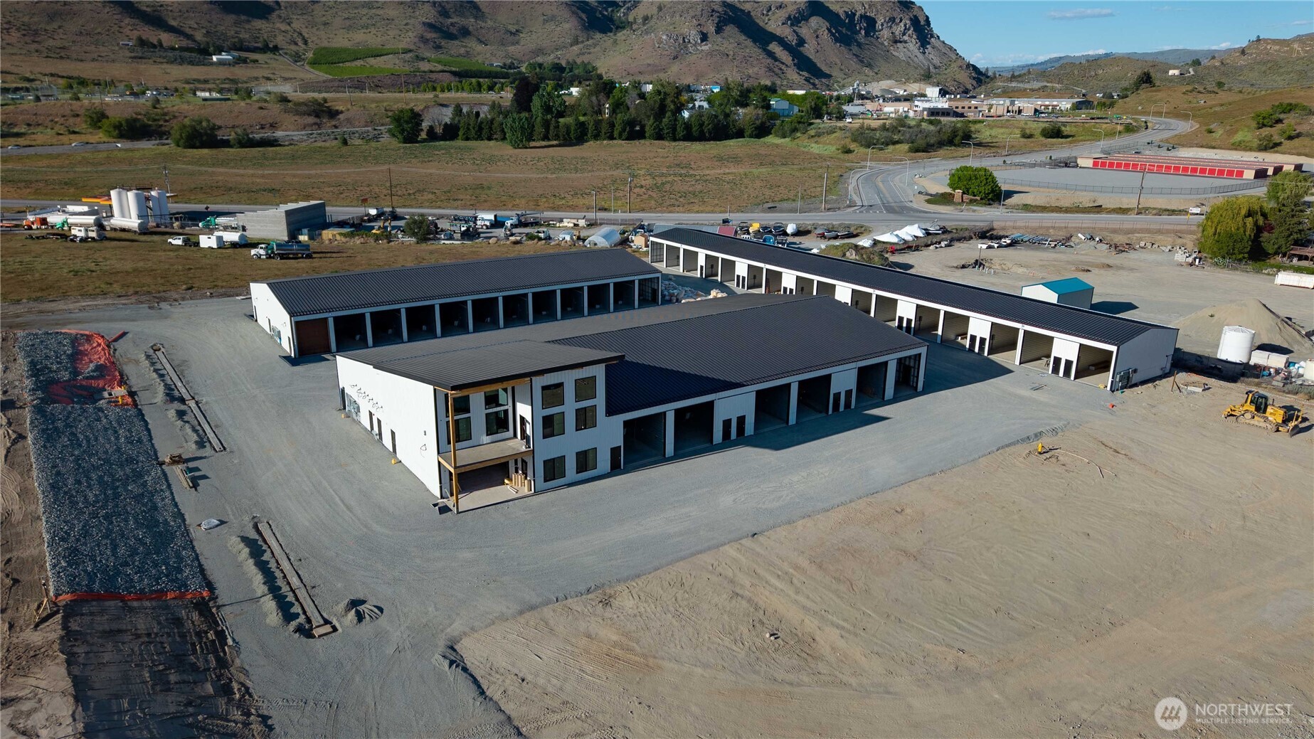 73 East Shop Avenue, Unit B3 Chelan, WA 98816 - Photo 1 of 17