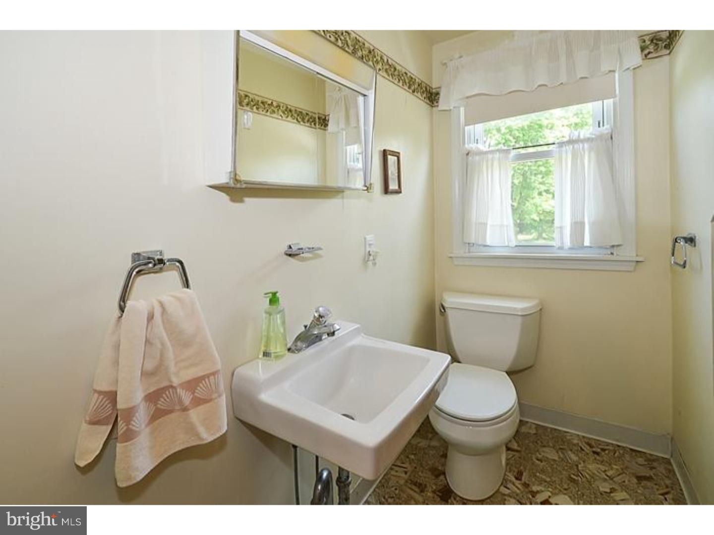 1451 Lower State Road Doylestown, PA 18901 - Photo 18 of 23 Gallery Image 18