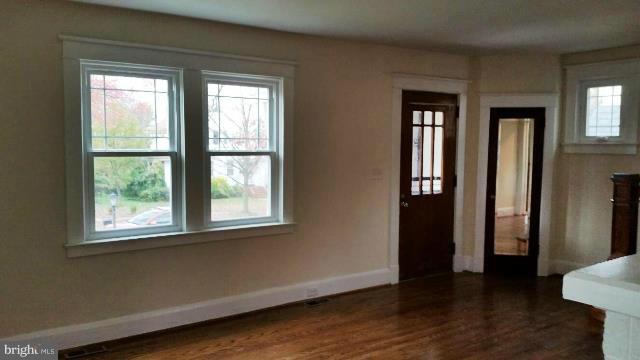 3312 Beverly Road Baltimore, MD 21214 - Photo 5 of 20 Interior (General)