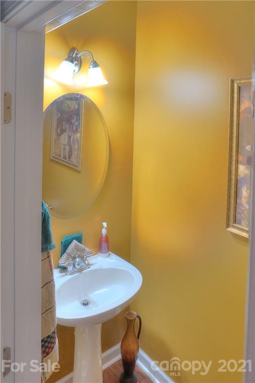 21619 Torrence Chapel Road Cornelius, NC 28031 - Photo 16 of 38 Gallery Image 16