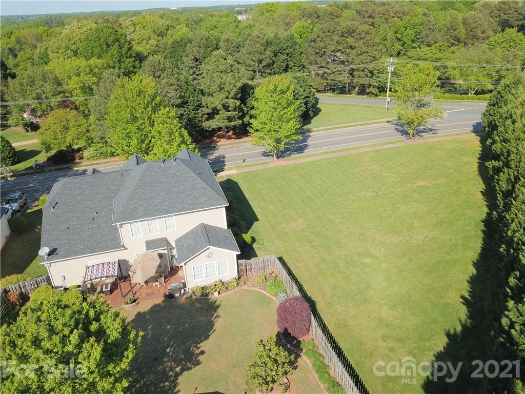 21619 Torrence Chapel Road Cornelius, NC 28031 - Photo 27 of 38 Gallery Image 27