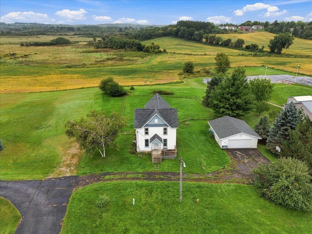 596 Portland Road Waterloo, WI 53594 - Photo 26 of 46 Gallery Image 26