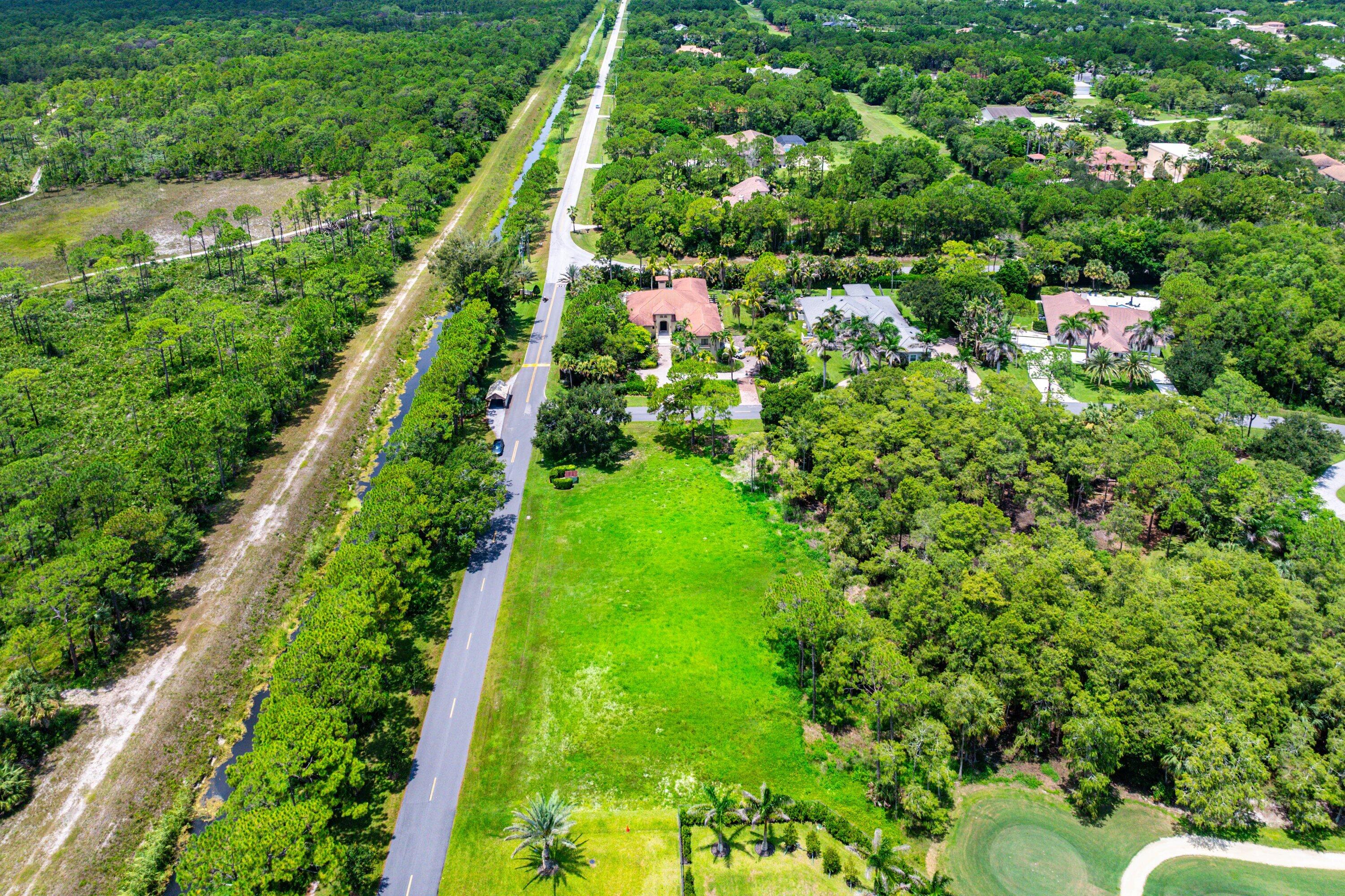 3551 Southeast Tailwinds Road Jupiter, FL 33478 - Photo 8 of 9 005-3351SoutheastTailwindsRoad-Jupiter-F