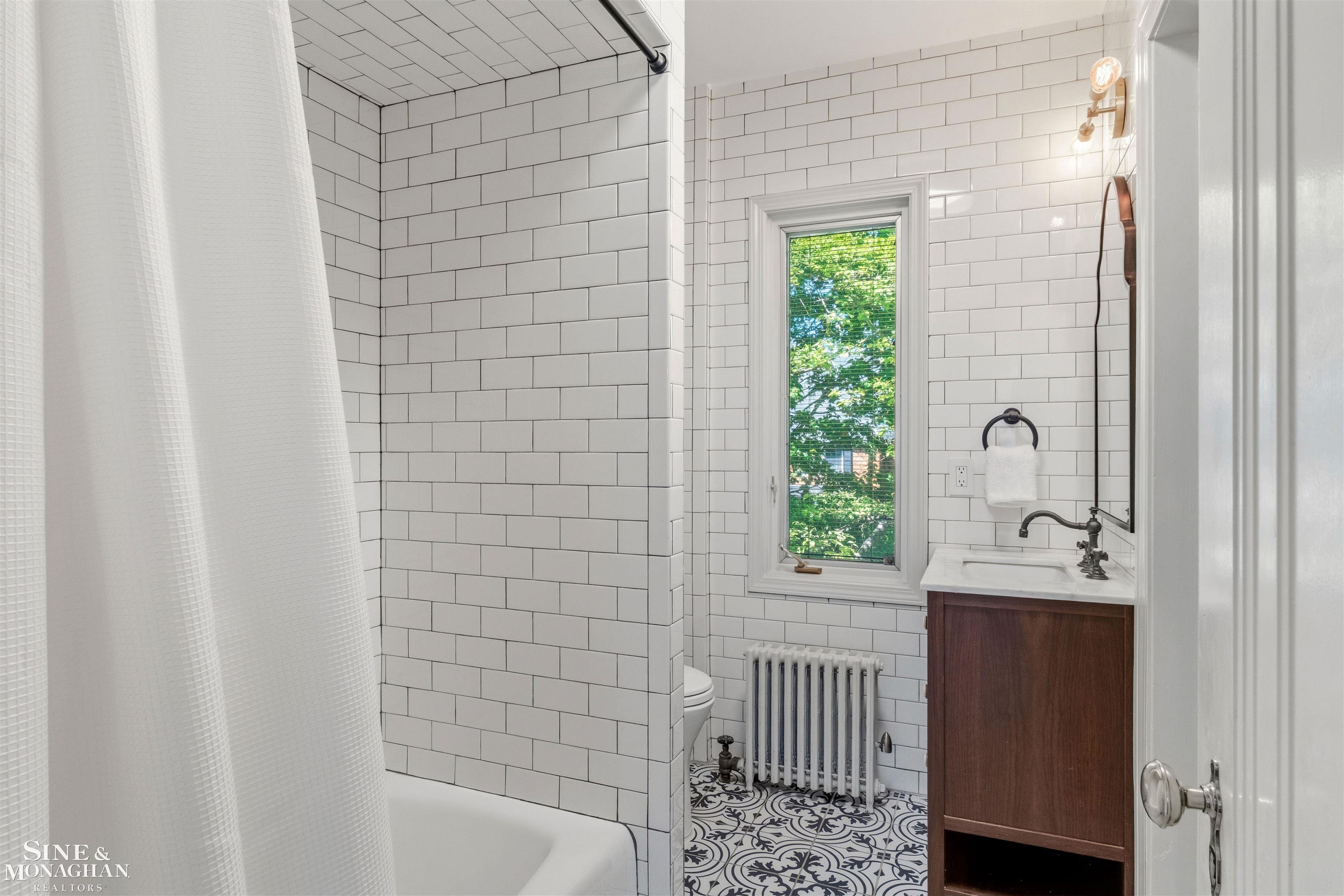 398 Rivard Boulevard Grosse Pointe, MI 48230 - Photo 44 of 64