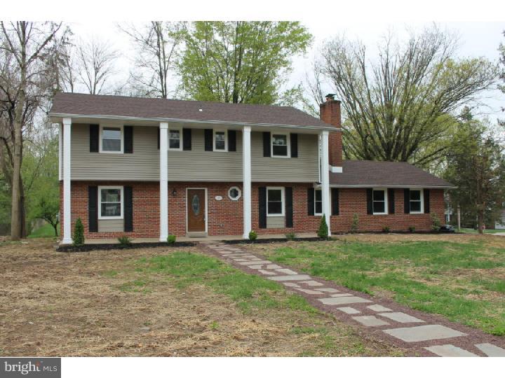 17 Lochatong Road Ewing, NJ 08628 - Photo 1 of 15 Exterior Front
