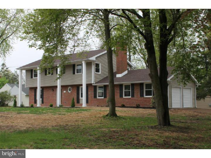 17 Lochatong Road Ewing, NJ 08628 - Photo 2 of 15 Exterior Front