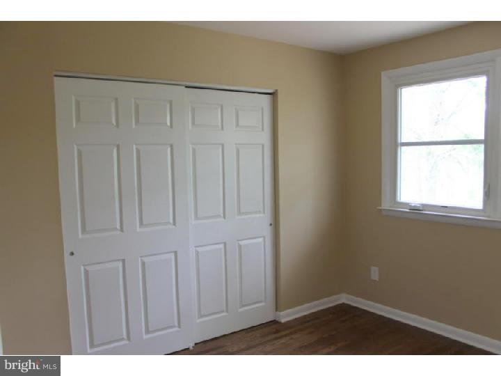 17 Lochatong Road Ewing, NJ 08628 - Photo 13 of 15 Bedroom 4