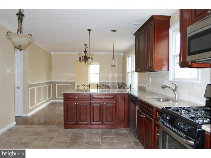 17 Lochatong Road Ewing, NJ 08628 - Photo 9 of 15 Kitchen