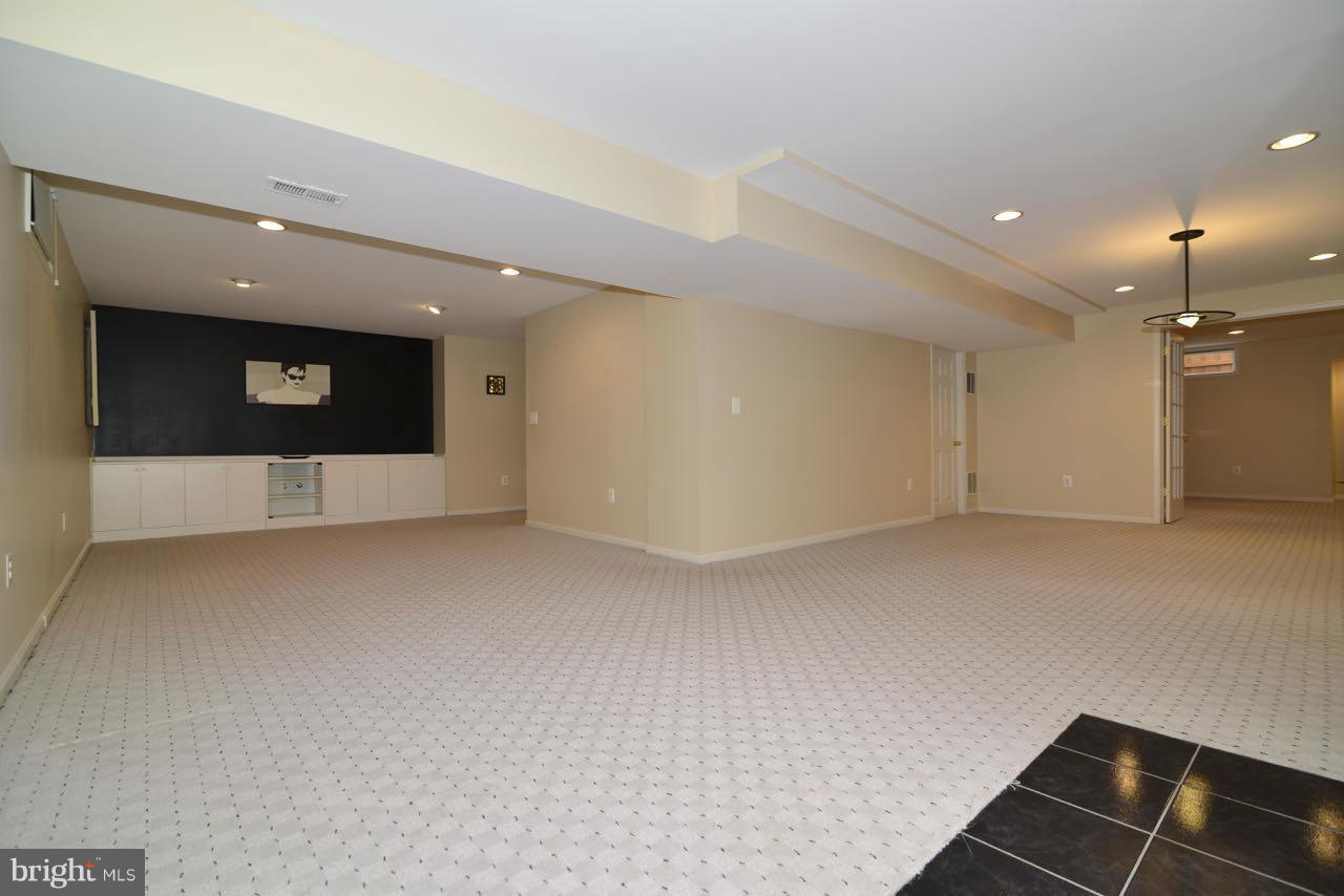 1301 Stable Farm Court Reston, VA 20194 - Photo 25 of 30 Basement