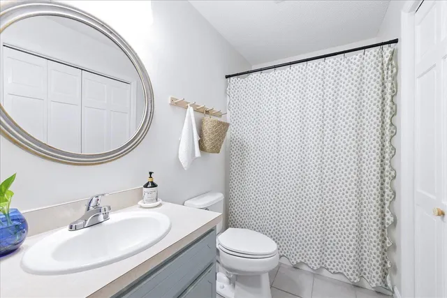 $349,000 | 14 Knotty Pine Street, Ochlockonee Bay, FL 32346