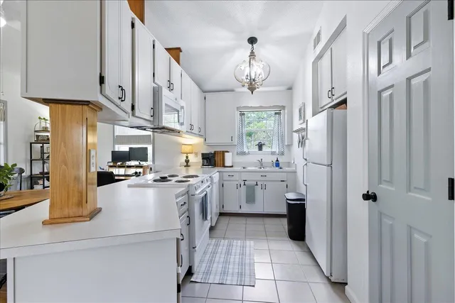 $349,000 | 14 Knotty Pine Street, Ochlockonee Bay, FL 32346