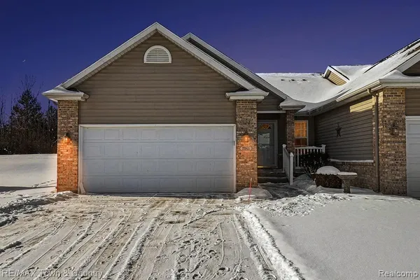 $227,500 | 7241 Kings Way, Flushing, MI 48433