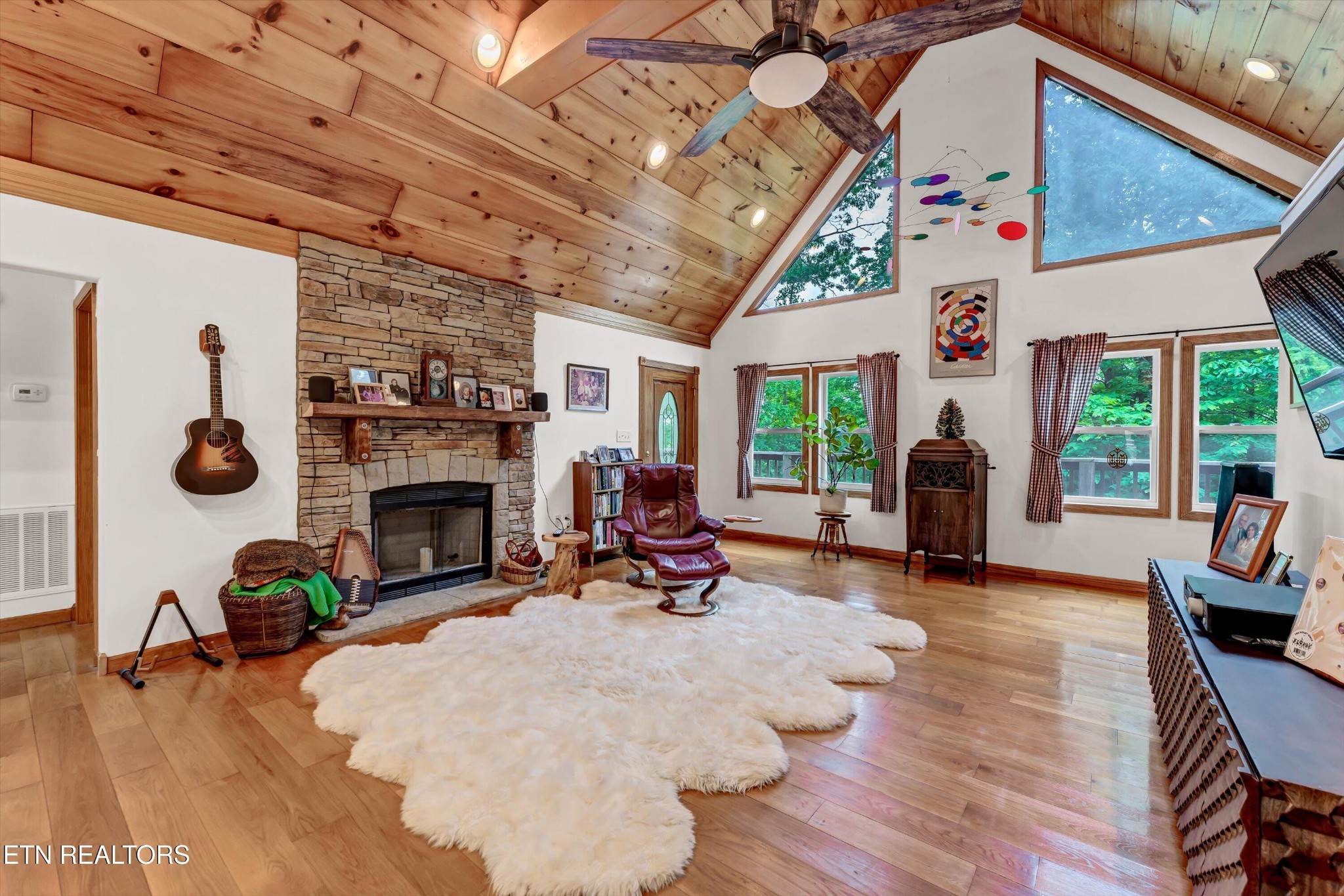 3101 West Wolf Valley Road Clinton, TN 37716 - Photo 12 of 34