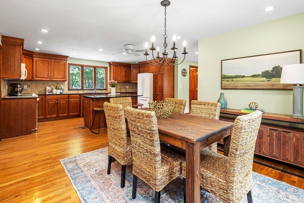 949 Webster Street Hanover, MA 02339 - Photo 4 of 24 Gallery Image 4
