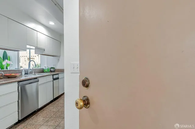 $599,000 | 1920 Ocean, Unit 1E, San Francisco, CA 94127