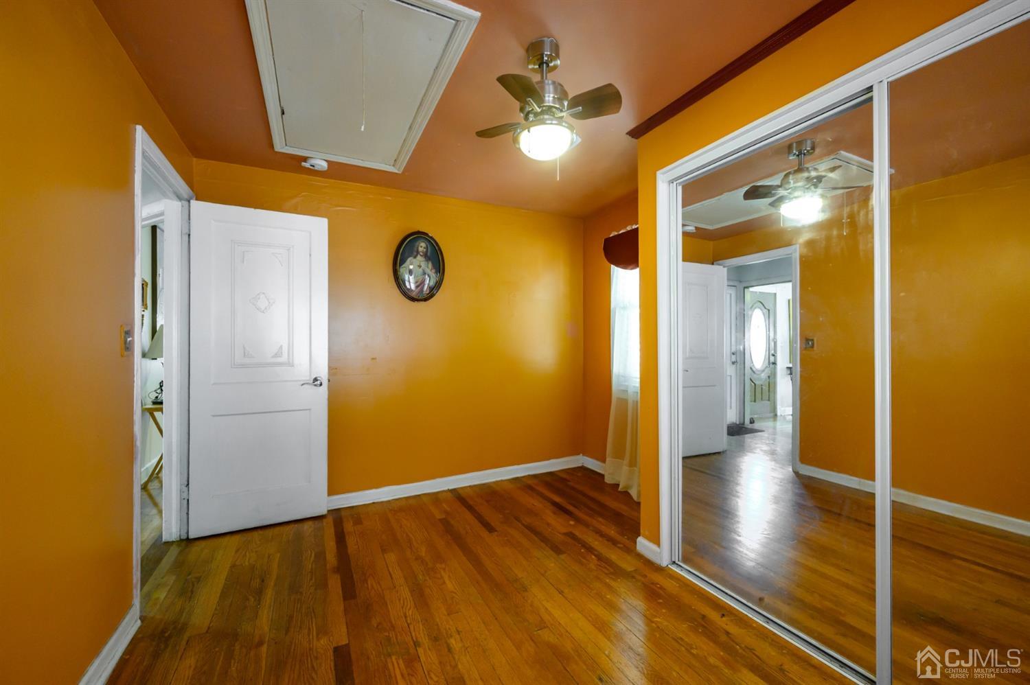 10 Stiles Road Warren, NJ 07059 - Photo 24 of 39 a view of a hallway with wooden floor