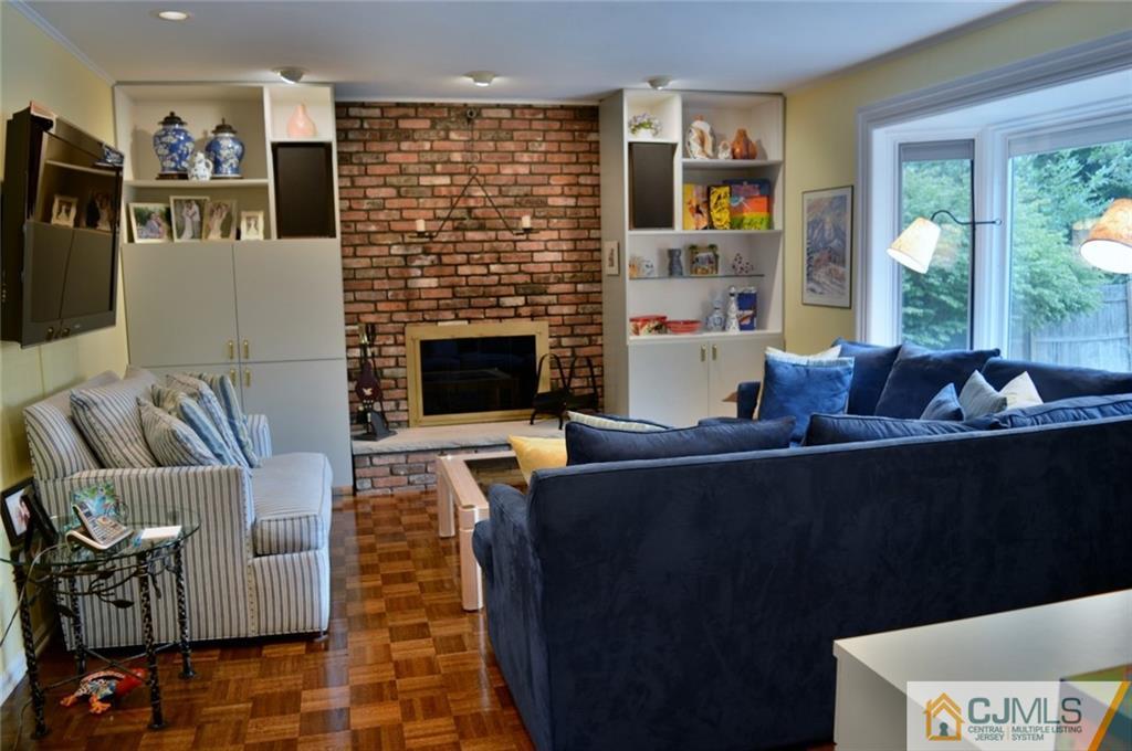 28 Boston Post Road East Brunswick, NJ 08816 - Photo 10 of 25 Gallery Image 10