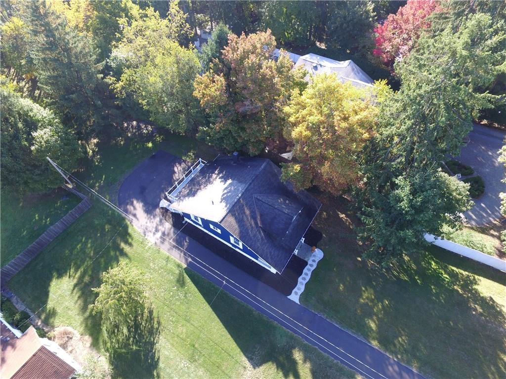 588 Thompson Run Road Pittsburgh, PA 15237 - Photo 3 of 21 Gallery Image 3