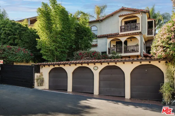 $1,999,000 | 3247 Bennett Drive, Los Angeles, CA 90068