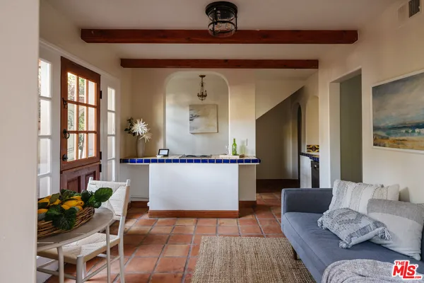 $1,999,000 | 3247 Bennett Drive, Los Angeles, CA 90068